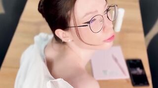 Professional realtor offers warm gonzo porn for the greatest service!