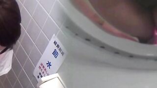 Secret cam films office workers emptying bladders