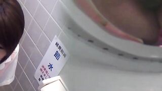 Secret cam films office workers emptying bladders