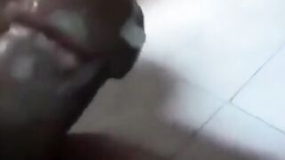 Amateur Turkish Bear Daddy Masturbating for Interracial Fans 2