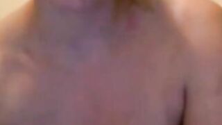 Big-Titted British MILF Webcam Show