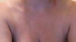 Big-Titted British MILF Webcam Show