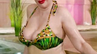 Busty MILF Lisa Pinelli in an Intimate Solo Scene