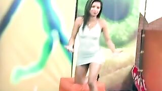 Thia angel strips off on cam