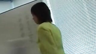 Office girl gets pussy drilled