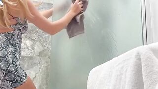 Step mom and step compeer share a risky creampie in front of stepfather - uber-sexy