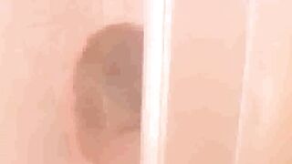 Stepdaughter shaving her twat in the shower