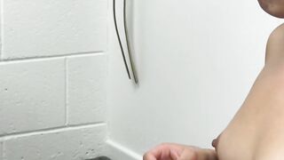 Dania Vegax deepthroats a rookie's big dick