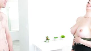 Stepmom Paris Lincolns tight pussy helps me with my cum problem