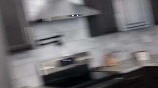 Curvy stepmom Brianna Coppage and I fuck in the kitchen for lunch