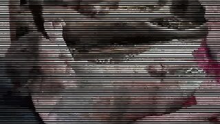 Sexy chick's shaved cunt banged