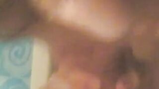 Amateur babe sucks dick
