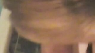 Amateur babe sucks dick