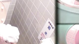 Filming gorgeous Japanese workers peeing in a shared toilet