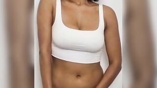 Ebony Teen Dirty Talks While Fingering Herself