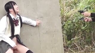 Voyeur films schoolgirls flashing pussies while peeing outside