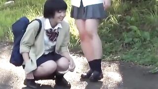 Voyeur films schoolgirls flashing pussies while peeing outside