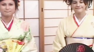 Geishas Sakura and Sayuri share two dicks in a nasty group