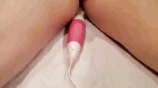 My sex toy is loud, my orgasm is loud