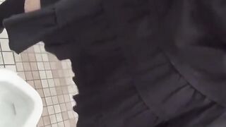 Innocent girls are unaware theyâre being filmed while peeing