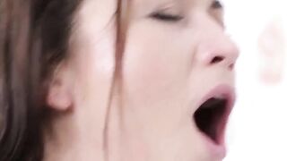 Gorgeous teen likes to fuck