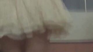Warm streams of pee flow freely from naughty Japanese girls