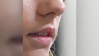 Ophelia Fae entwines with Scarlett Alexis for intense mutual tongue feast