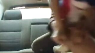 Girl puts on blowjob show