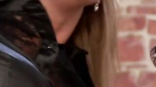Wild sex in amateur group scenes