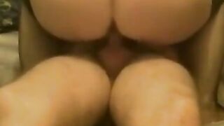 Un bon cunni pour commencer - Vidéo pour adultes avec des femmes matures fr