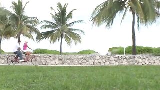 Blind date turns into pussy-ramming