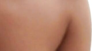 Nude amateur teen on cam