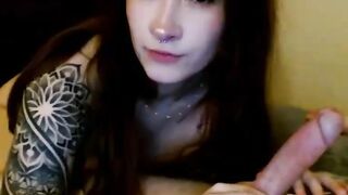 Teen slut get facial after blowjob and hard pounding