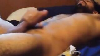 Bearded Muscle Hunk Jerks Off Before Bed