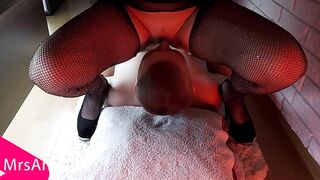 FEM DOM QUEENING PISS. GOLDEN SHOWER. CHASTITY BELT. FEM DOM RESTROOM