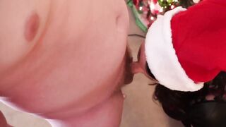 Caught my Fiance Sucking Santa had to help him Feed