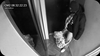 Concealed camera - fiance blown the postman while hubby inside