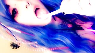 Goddess Film bimbos Shoves Glow Stick inside Twat
