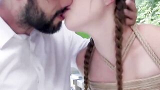Step-Uncle's Tutorial - How To Please A Woman In Bed