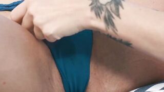 Blonde Kenzie Taylor pleases her straight neighbor Desiree Dulce