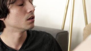 Lucky dudes dick swarmed by stepsister Haley Spades and her two friends