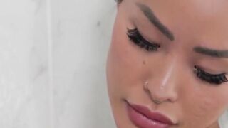Linda Lan showers before wet lesbian fuck with Kalani Luana