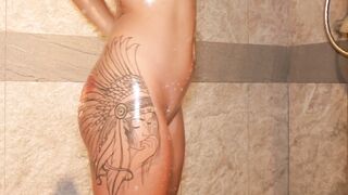 Bubble butt Thai girlfriend big cock amateur sex in the shower