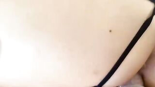 Sexo matinal apaixonado com uma linda estudante universitária em vídeo amador.