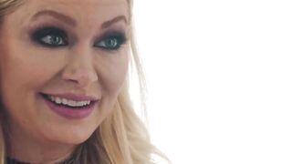 Serene Siren and stepdaughter Kimmy Kimm flip fucking using strap on