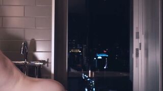 Axel Abysse tubs it solo cramming fists deep for self wrecking fun
