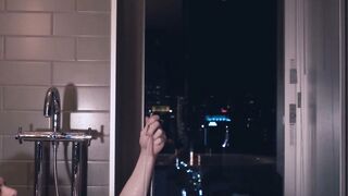 Axel Abysse tubs it solo cramming fists deep for self wrecking fun