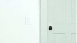 Horny stud cant choose between Katie Kush and Sera Ryder so he fucked them both