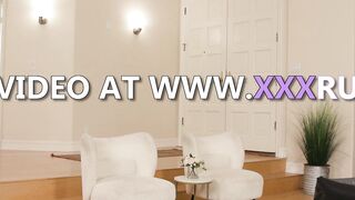 Big ass teen Ellie Nova massaged almost married guy and he liked big ass