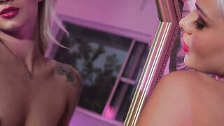 Big ass teen blonde Elsa Jean exposes her petite body for Playboy